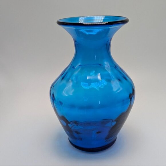 Blenko Handcrafted Cobalt Blue Glass Vase Curved Design Vintage - Picture 3 of 6